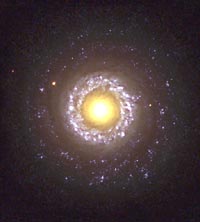 NGC7742: галактика, как на блюде